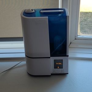 TaoTronics Cool Mist Humidifier, LED Display, 4L